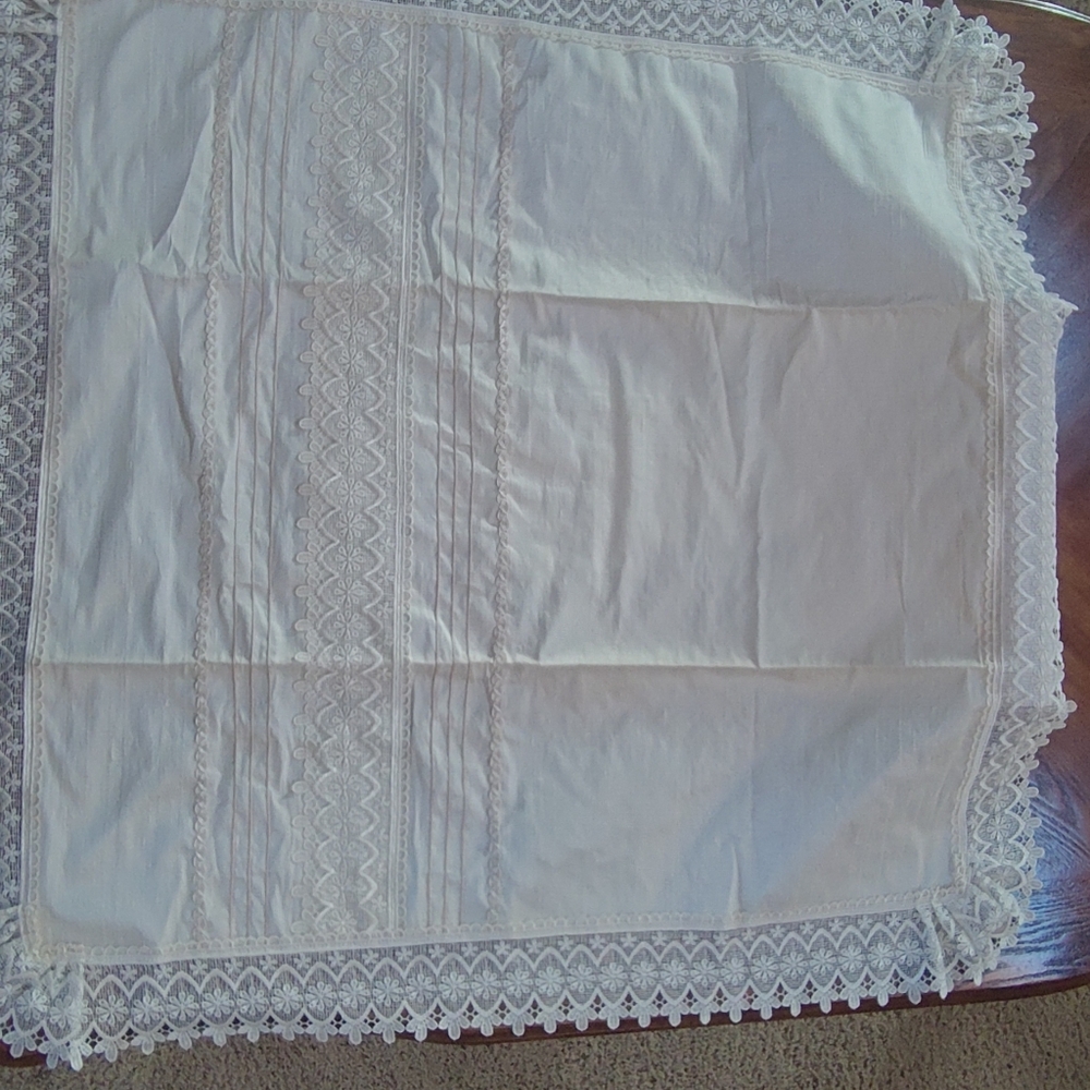 Elegant Lace Trimmed Tablecloth
